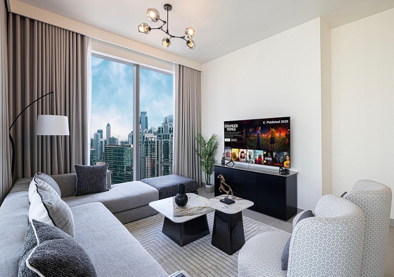 Luxury 4br In Downtown With Burj View *