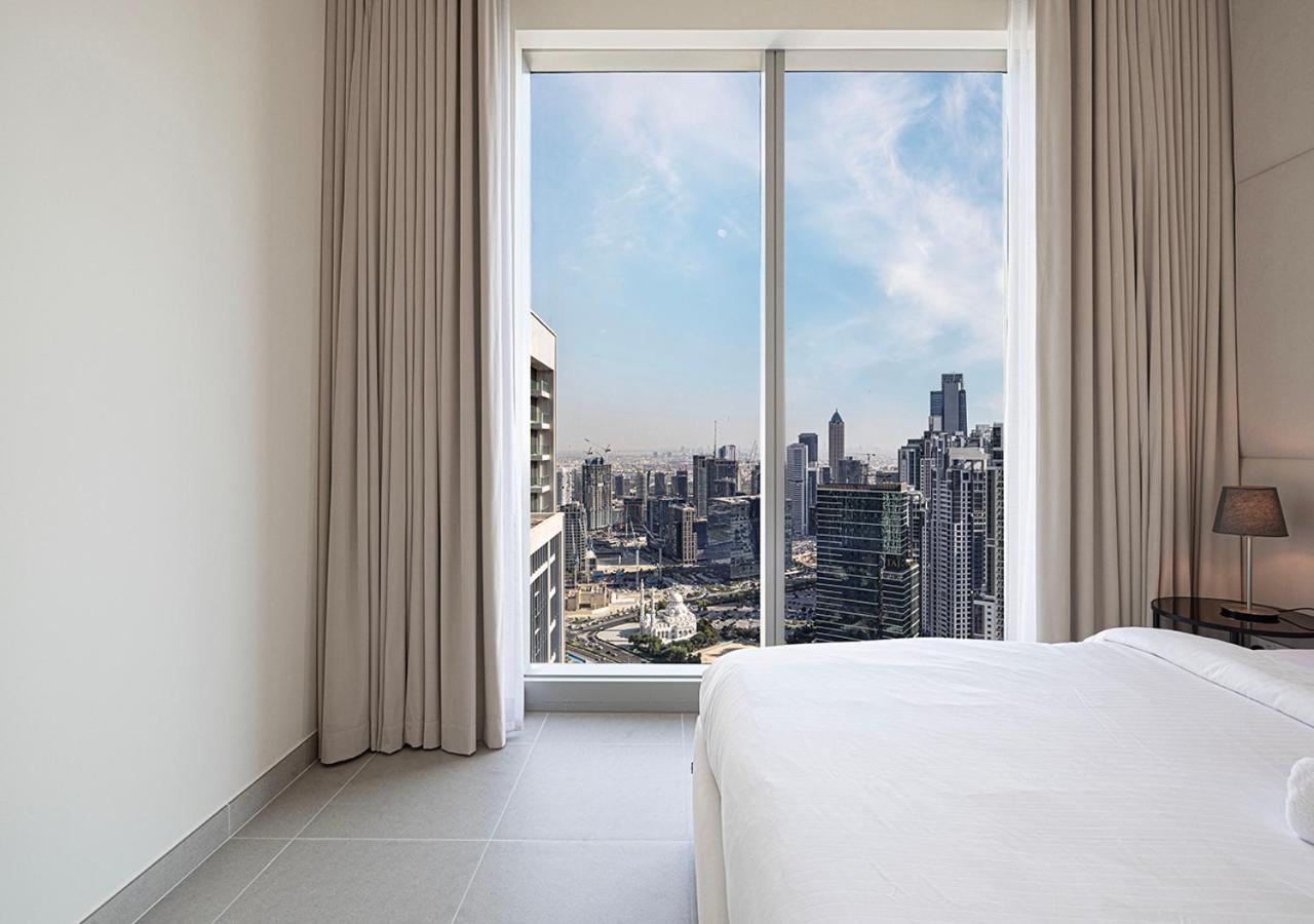 Luxury 4br In Downtown With Burj View Apartment
